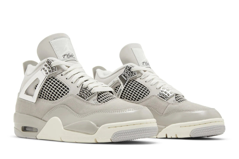 Air Jordan 4 Retro Wmns 'Frozen Moments'