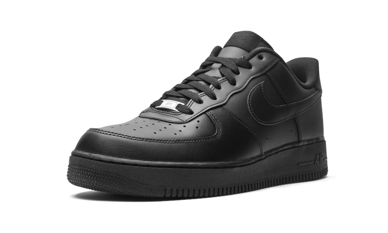 Nike Air Force 1 Low '07 'Triple Black' (CW2288-001)